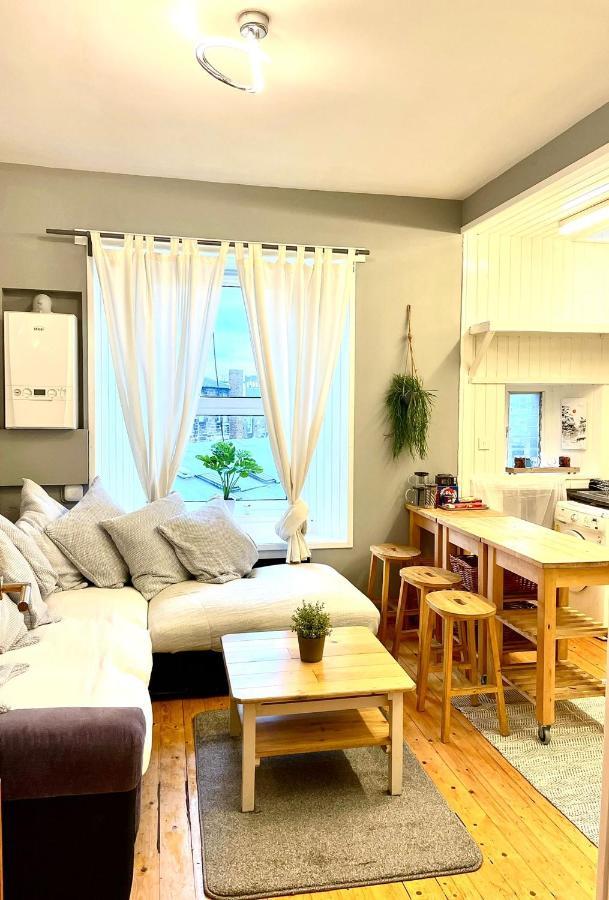 Lothian Road - Castle View Apartment 爱丁堡 外观 照片